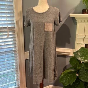 Lularoe grey size xs Carly dress with cute pocket